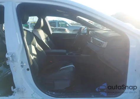 2025 Toyota Camry Se z USA, uszkodzony, nr VIN 4T1DAACK2SU092527